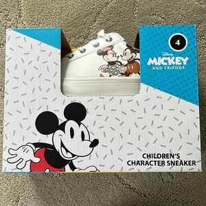 Aldi Disney. Mickey and Minnie kids Sneakers size 4